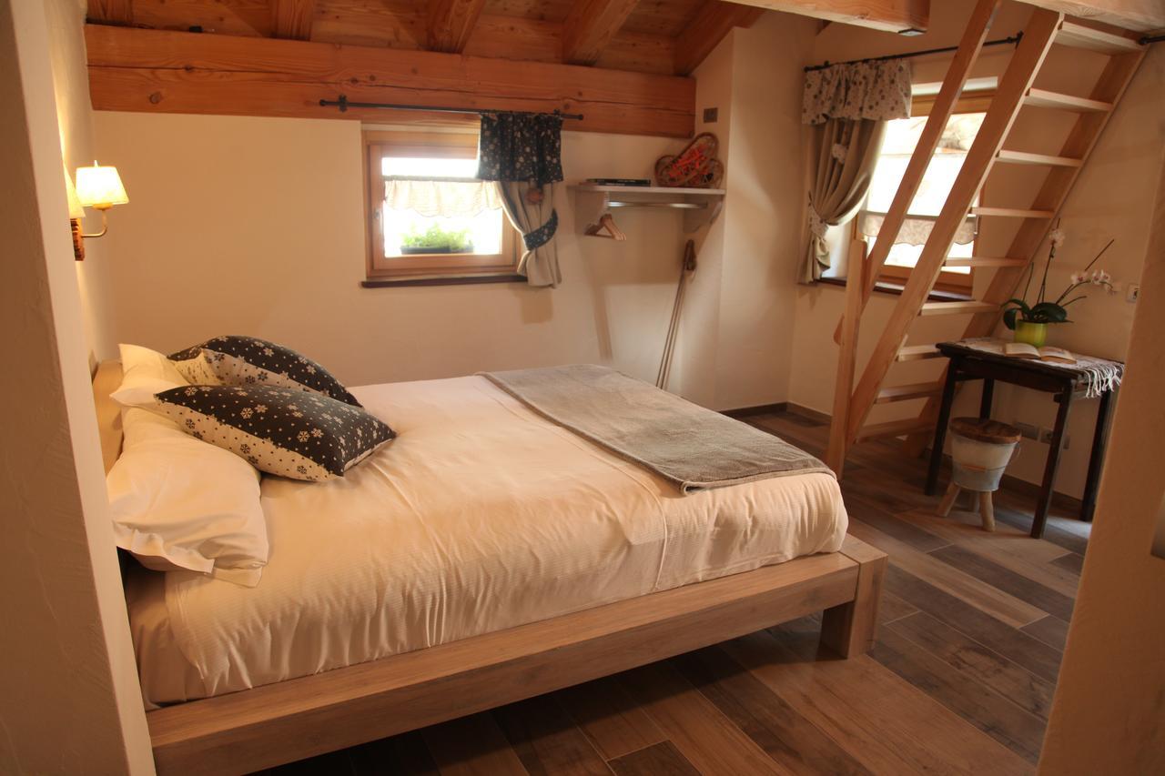 Mi Casa Tu Casa Bed & Breakfast Brusson Luaran gambar